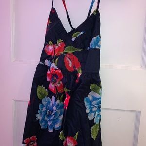 Hollister Floral Dress, Size Medium